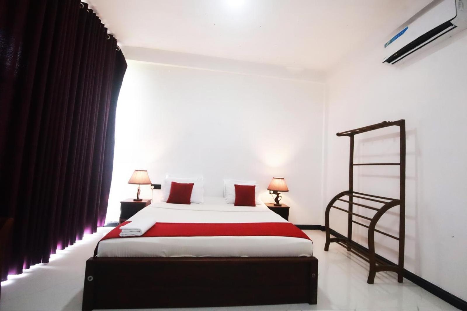 Hotel Ciel Star Anuradhapura Exterior foto